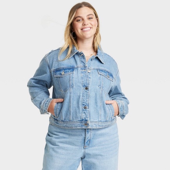 Universal Thread Jackets & Blazers - Universal Thread Blue Denim Jean Jacket Cropped Fit